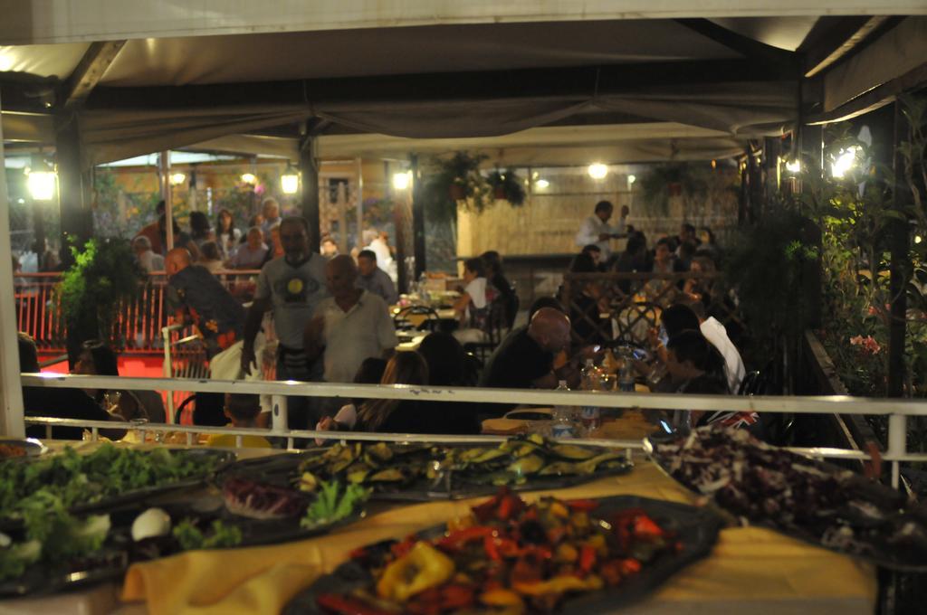 Il Borgo Degli Ulivi Resort Pietra Ligure Buitenkant foto