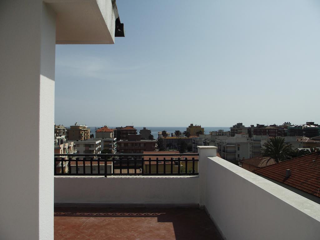 Il Borgo Degli Ulivi Resort Pietra Ligure Buitenkant foto