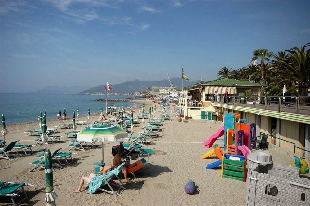 Il Borgo Degli Ulivi Resort Pietra Ligure Buitenkant foto