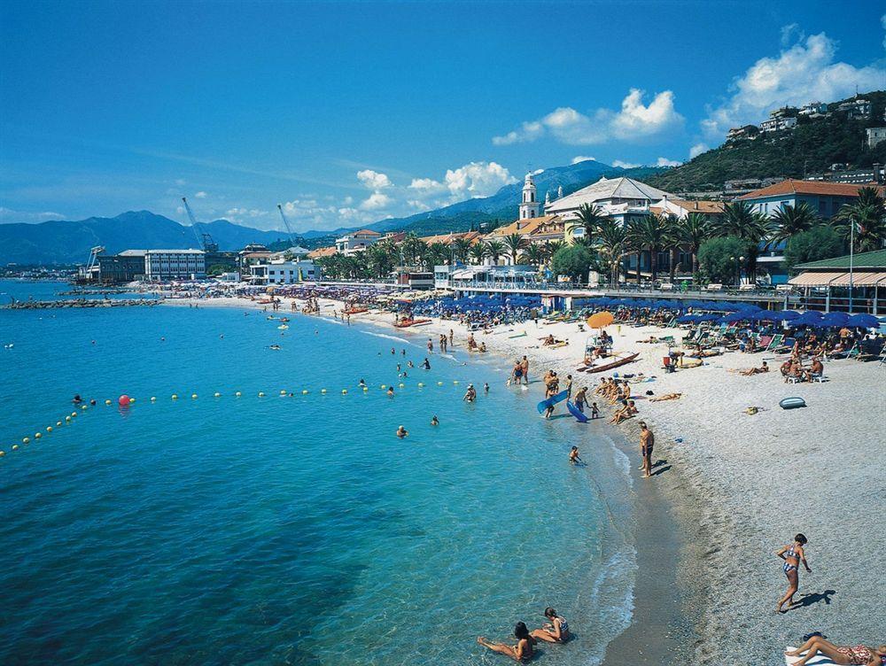 Il Borgo Degli Ulivi Resort Pietra Ligure Buitenkant foto