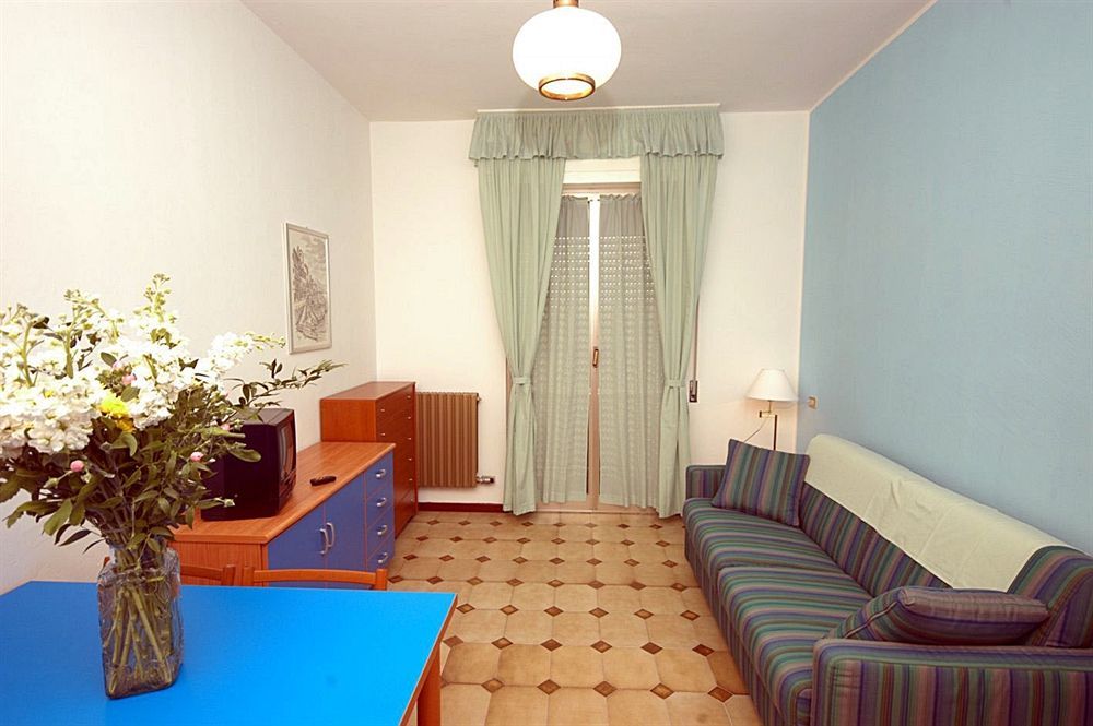 Il Borgo Degli Ulivi Resort Pietra Ligure Buitenkant foto