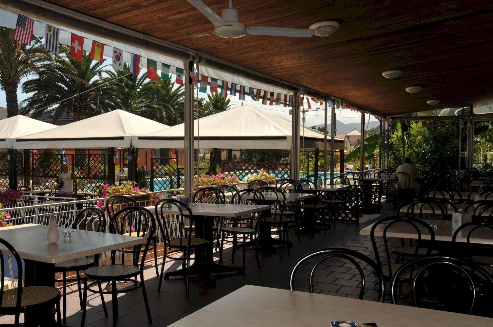 Il Borgo Degli Ulivi Resort Pietra Ligure Buitenkant foto